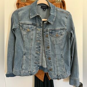 Charter Club Fitted Denim jacket